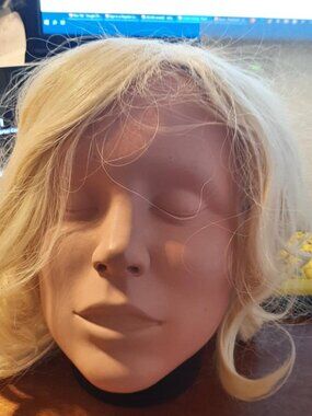 NEW ! Women 24 Inch Long Hair Curly Wig Light Blonde